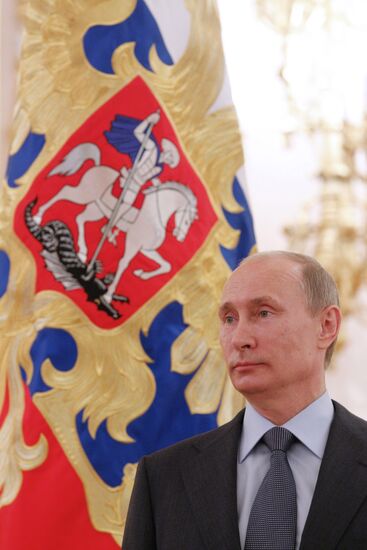 Vladimir Putin meets with Russian Olympic team