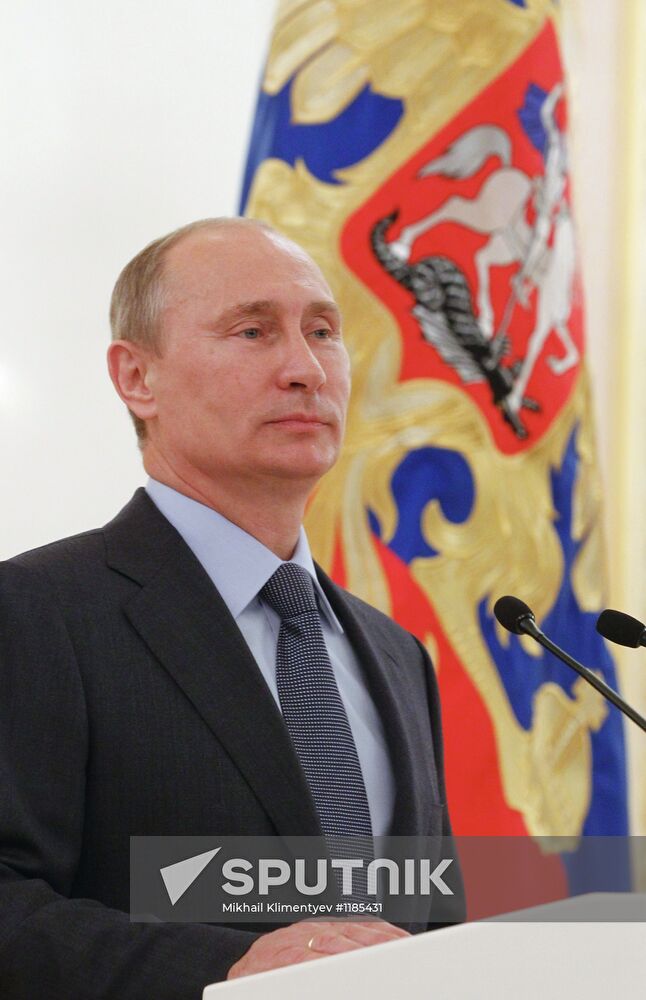 Vladimir Putin meets with Russian Olympic team