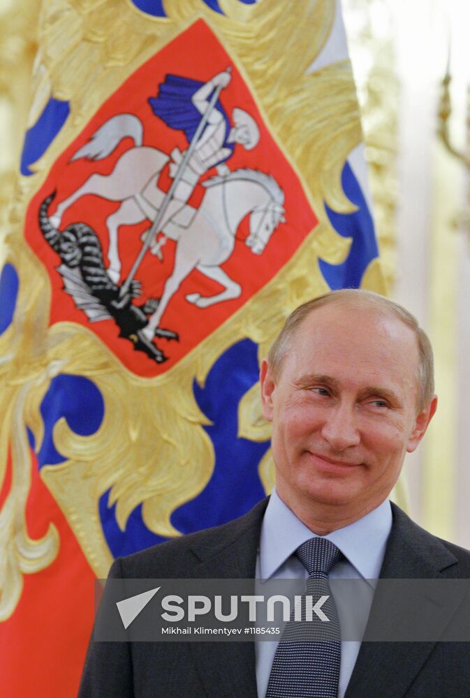 Vladimir Putin meets with Russian Olympic team