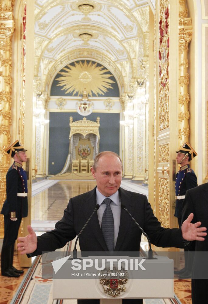 Vladimir Putin meets with Russian Olympic team