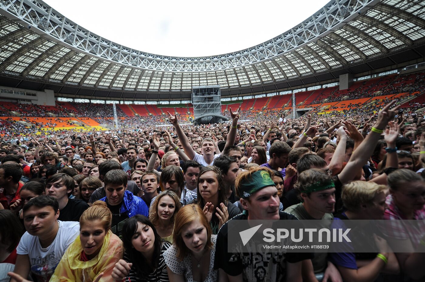 Red Hot Chili Peppers perform live in Moscow