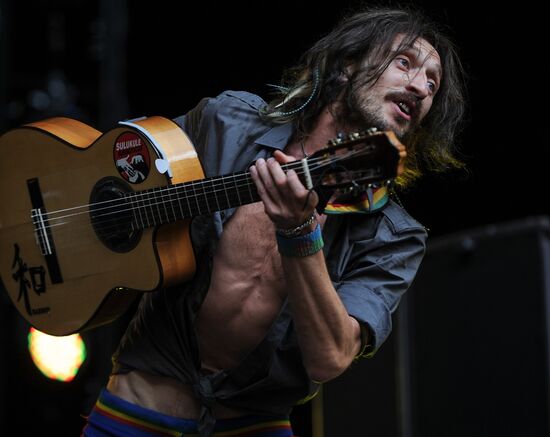 Red Hot Chili Peppers perform live in Moscow