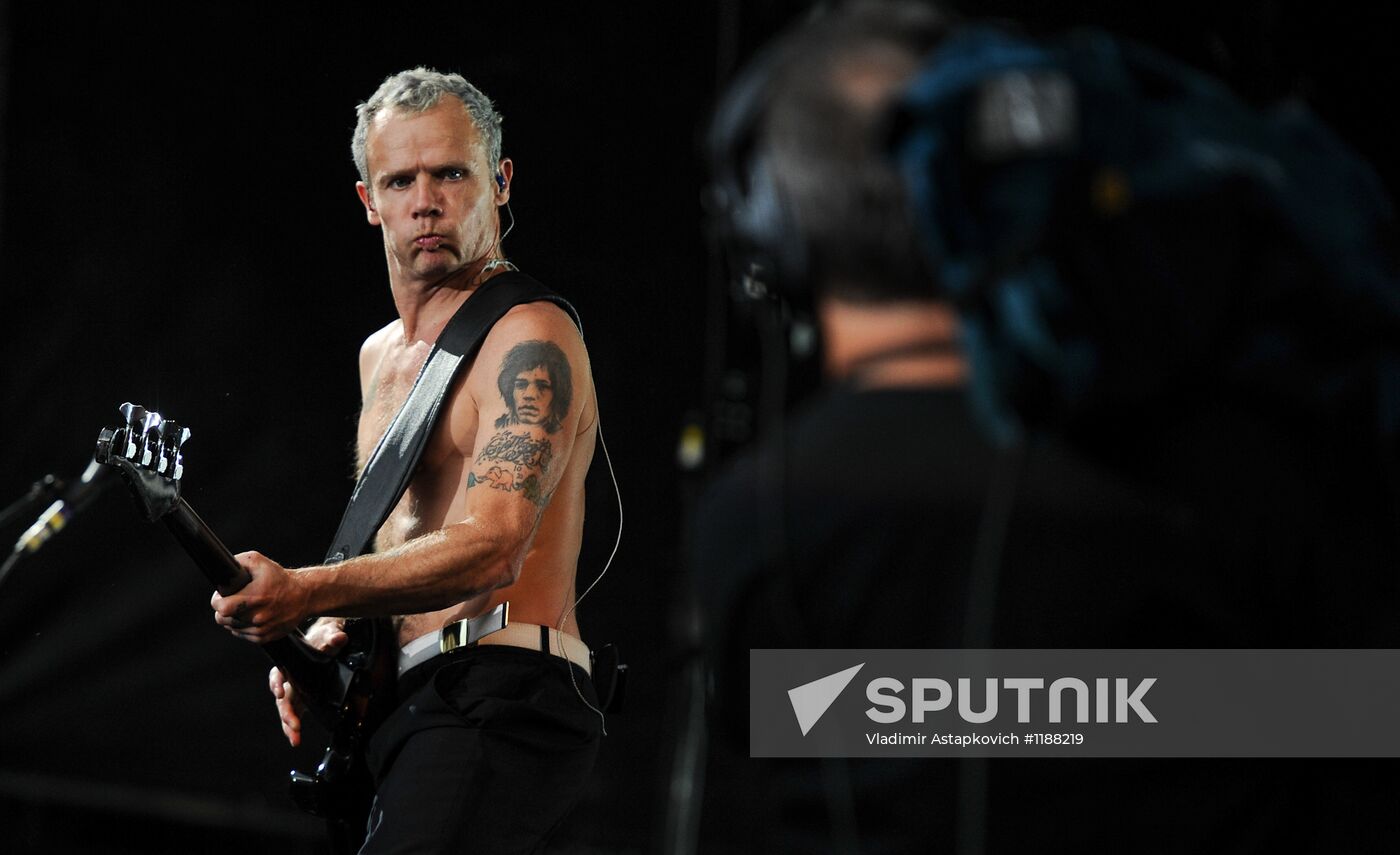 Red Hot Chili Peppers perform live in Moscow