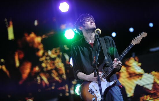 Red Hot Chili Peppers perform live in Moscow