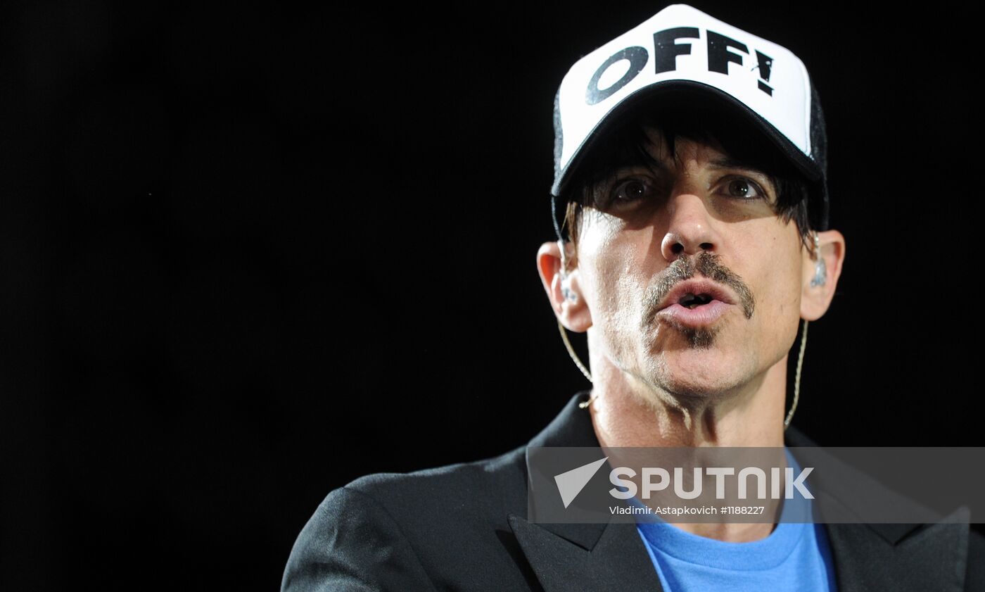 Red Hot Chili Peppers perform live in Moscow