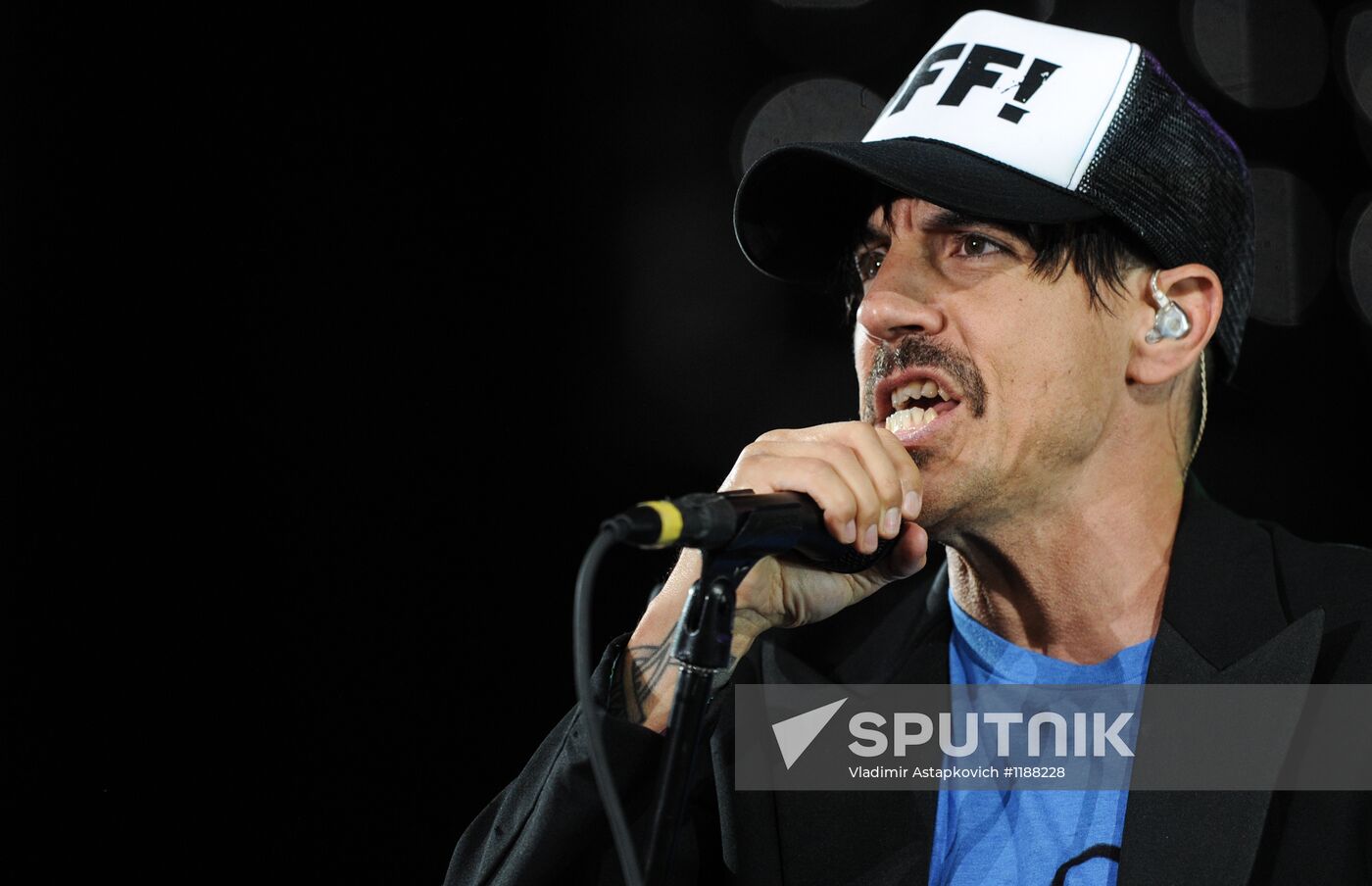 Red Hot Chili Peppers perform live in Moscow