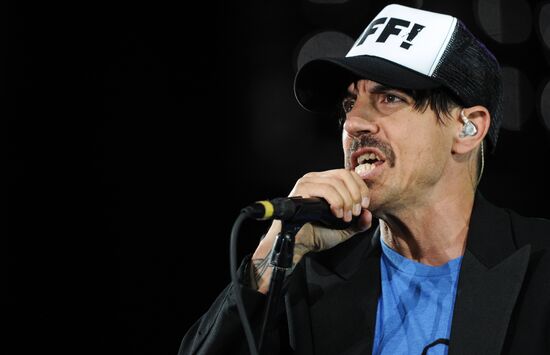 Red Hot Chili Peppers perform live in Moscow