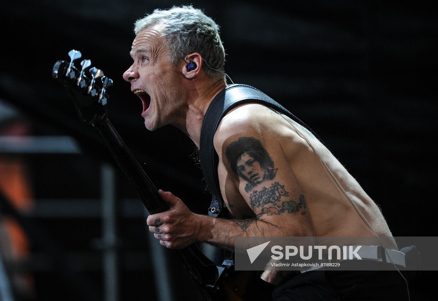 Red Hot Chili Peppers perform live in Moscow