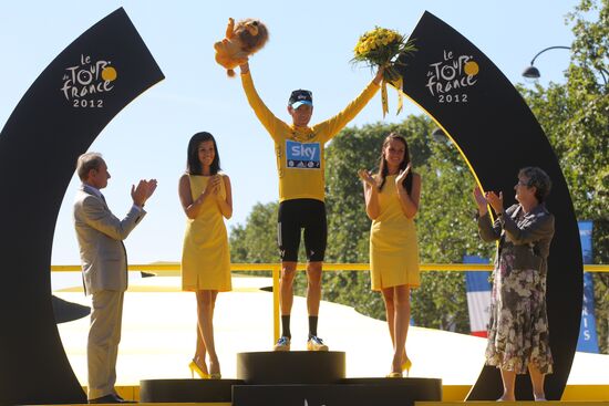 Cycling Tour de France 2012. Finish