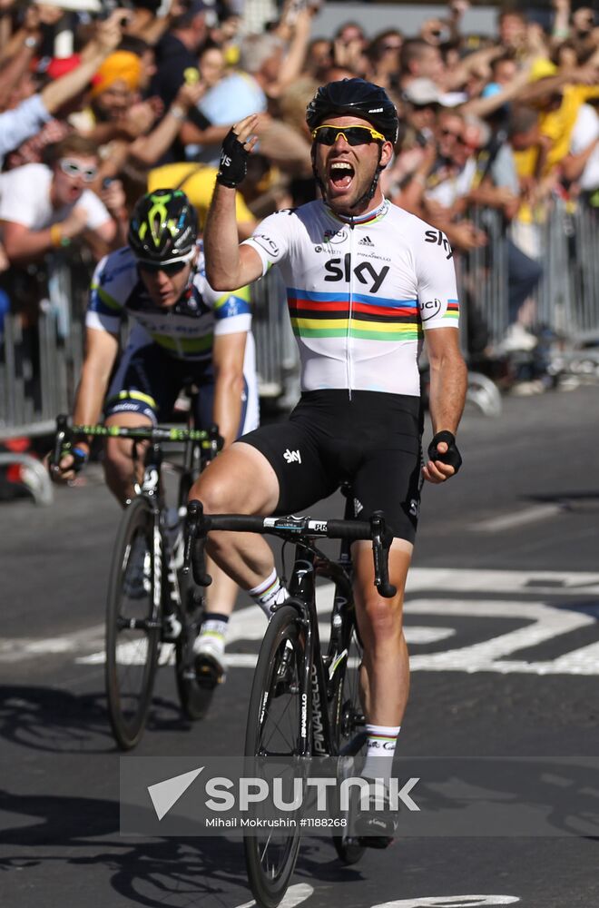 Cycling Tour de France 2012. Finish
