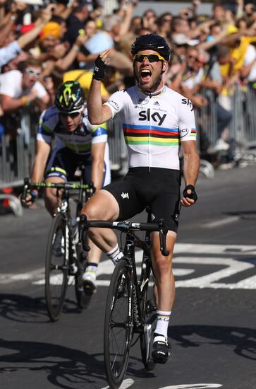 Cycling Tour de France 2012. Finish