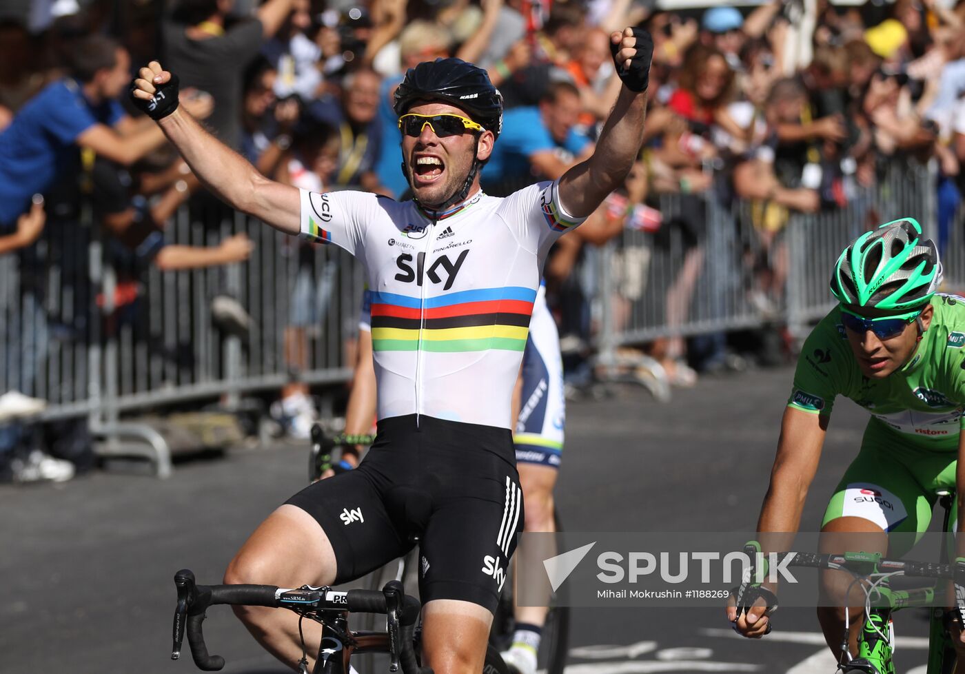 Cycling Tour de France 2012. Finish