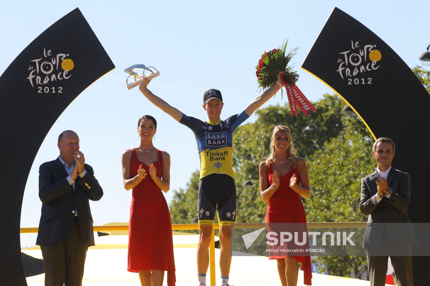 Cycling Tour de France 2012. Finish
