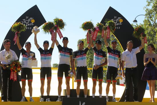 Cycling Tour de France 2012. Finish