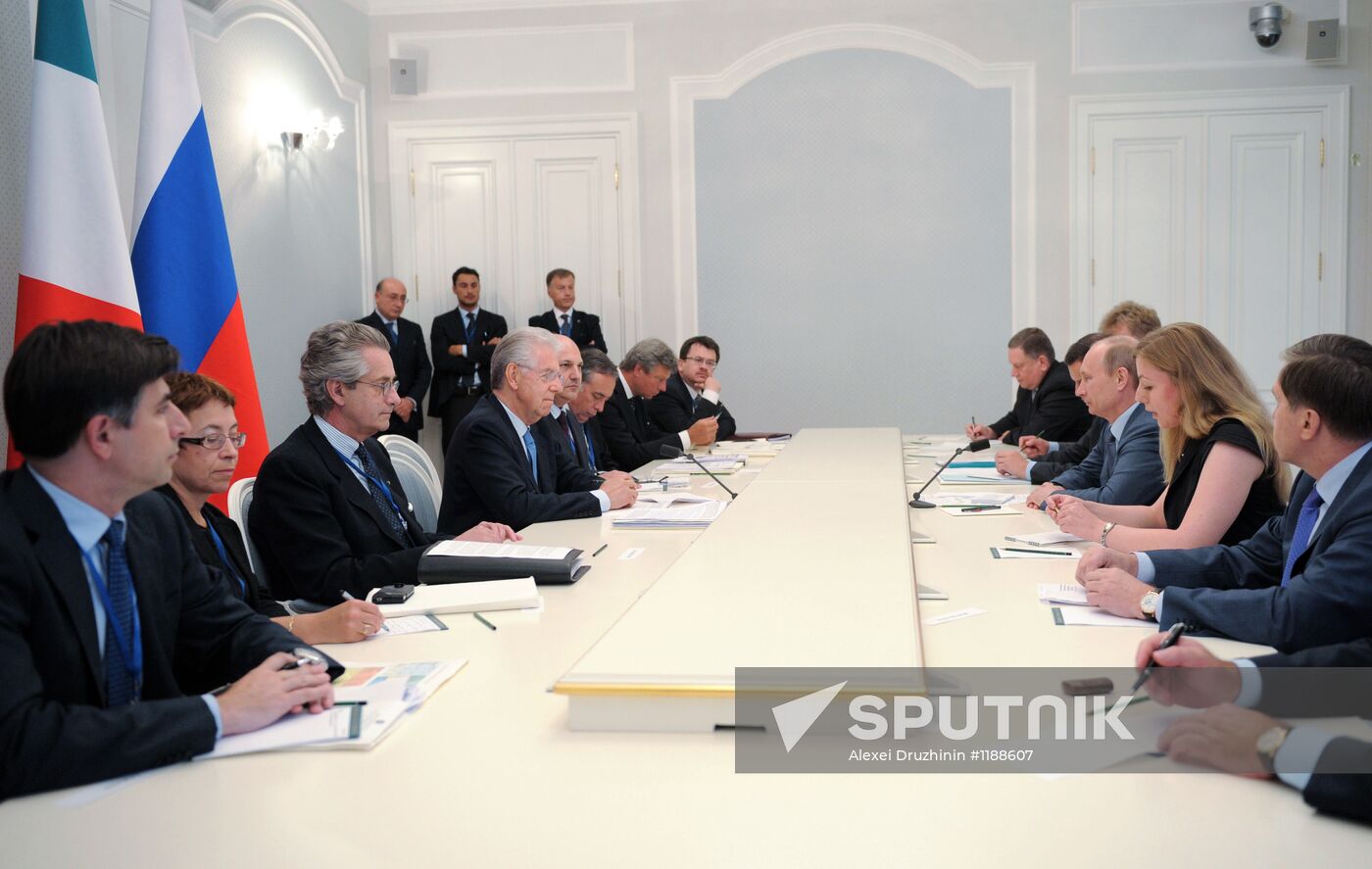 Vladimir Putin and Mario Monti meet in Sochi