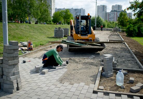 Sergei Sobyanin visits Moscow's Gorodnya River Valley Park