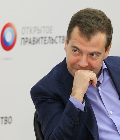 Dmitry Medvedev meets with Open Government experts