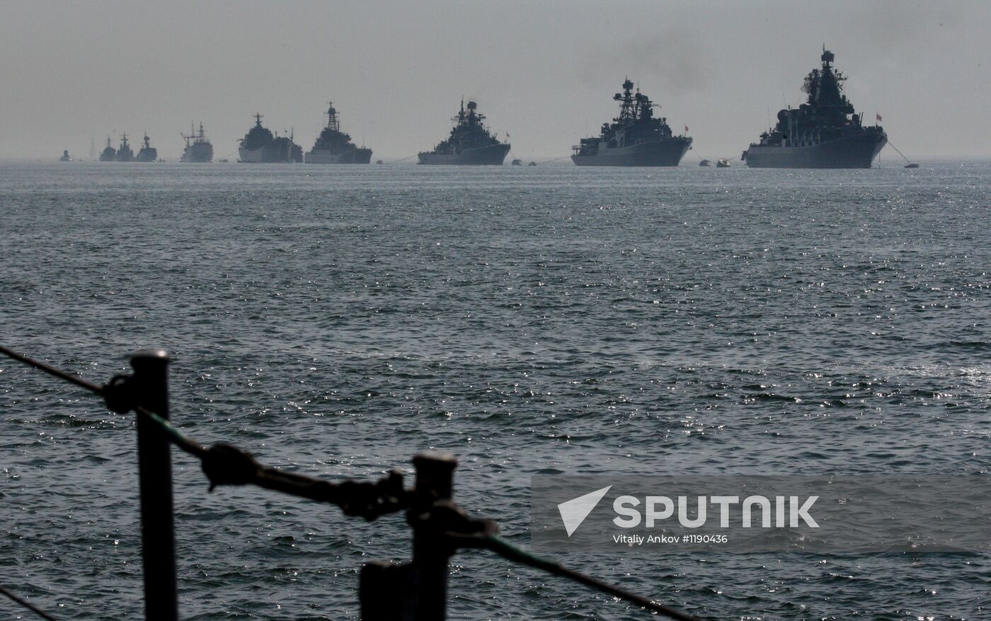Rehearsal of naval parade in Vladivostok