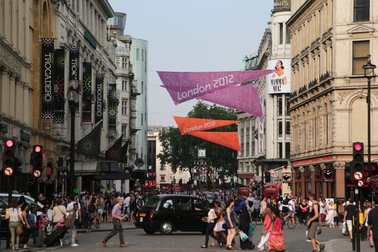 London on eve of Olympic Games 2012
