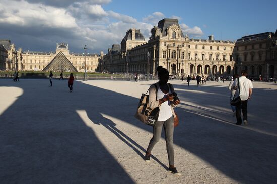 World cities. Paris