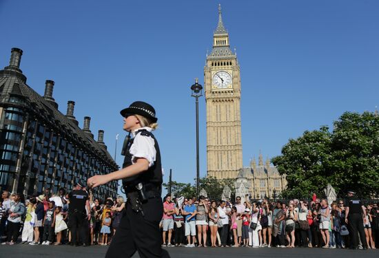 Olympic torch relay in London