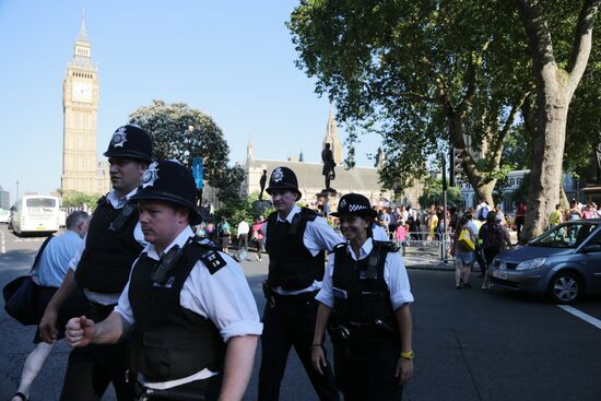 Olympic torch relay in London