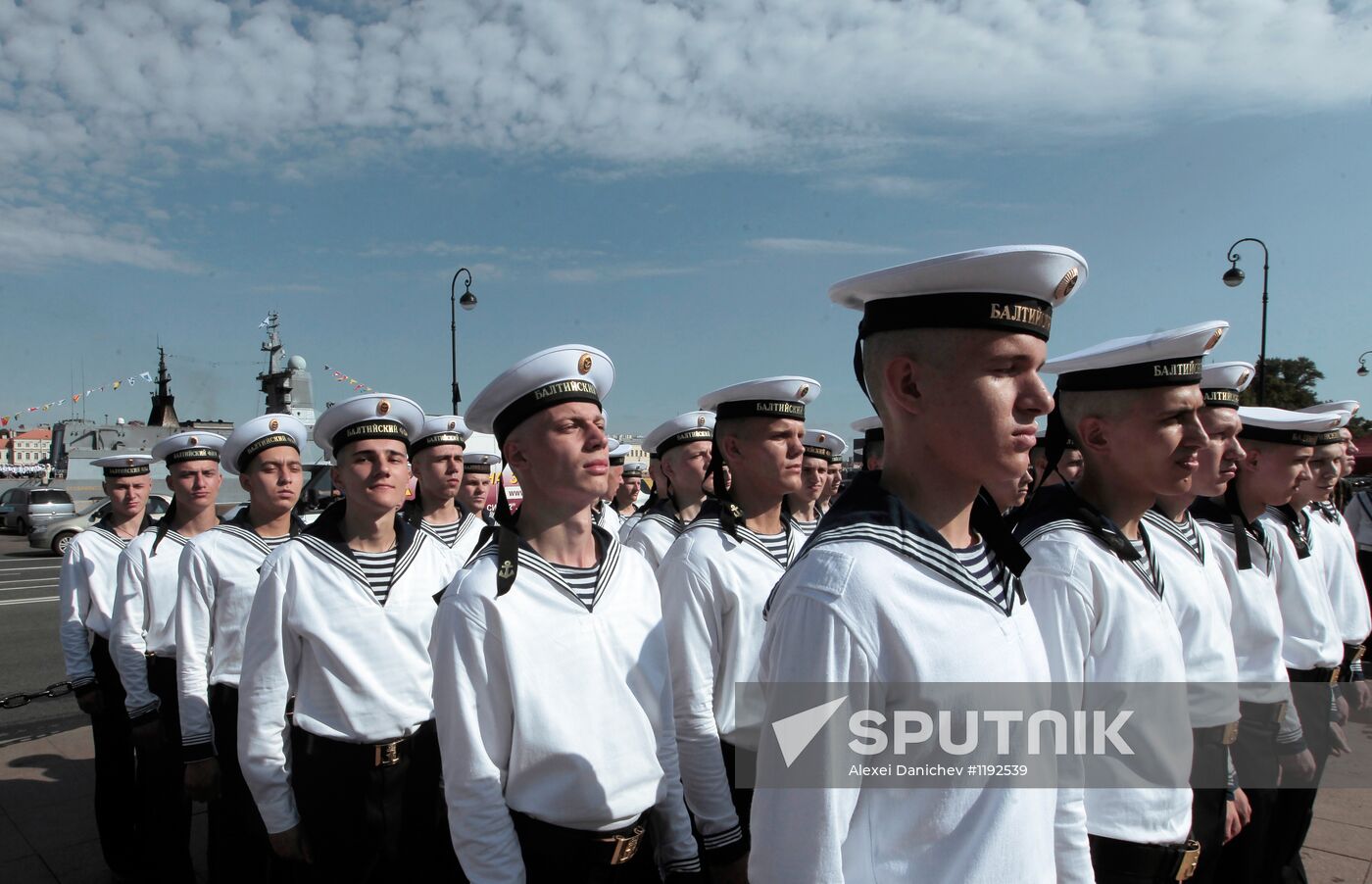 Final rehearsal of Navy Day parade in St. Petersburg