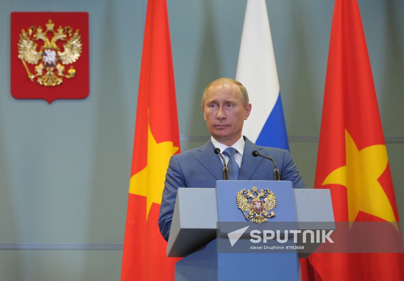 President Putin meets with Truong Tan Sang