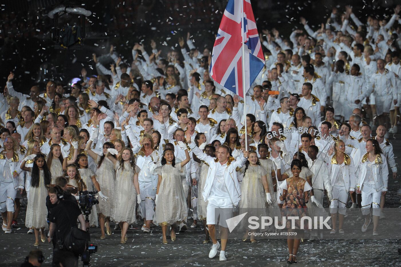 2012 Olympics open in London