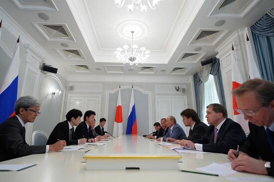 Vladimir Putin meets with Koichiro Gemba