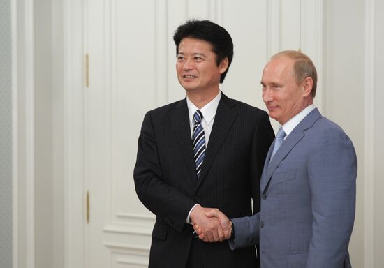 Vladimir Putin meets with Koichiro Gemba