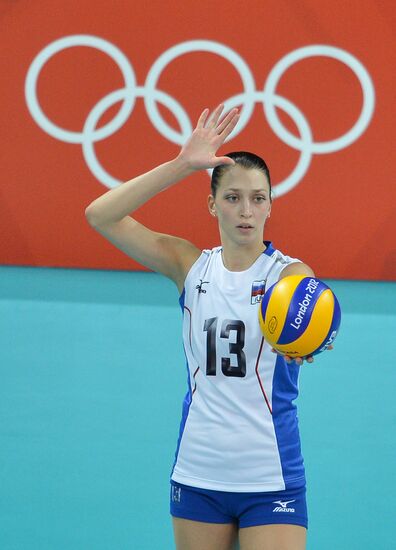 2012 Olympics. Women's Volleyball. Great Britain vs. Russia