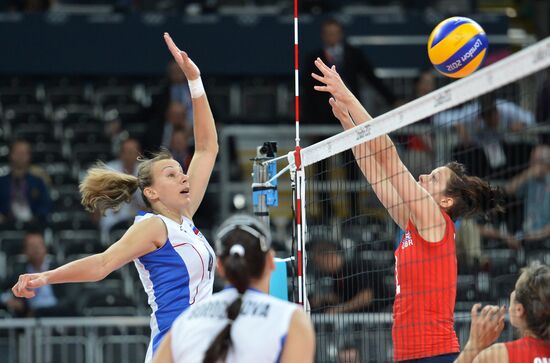 2012 Olympics. Women's Volleyball. Great Britain vs. Russia