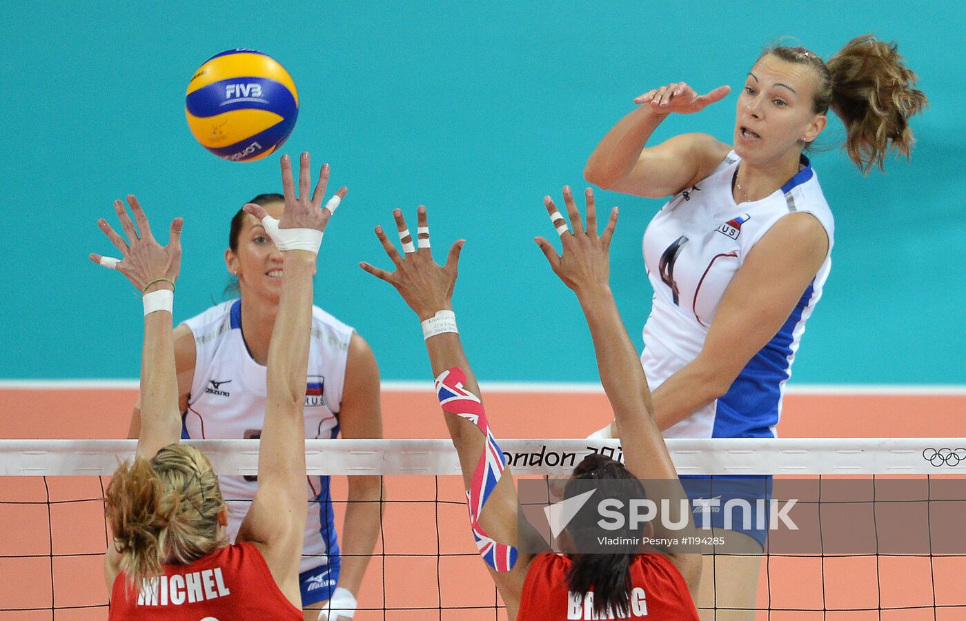 2012 Olympics. Women's Volleyball. Great Britain vs. Russia