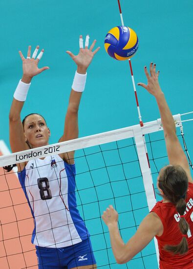 2012 Olympics. Women's Volleyball. Great Britain vs. Russia