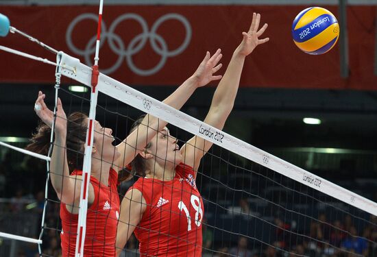 2012 Olympics. Women's Volleyball. Great Britain vs. Russia