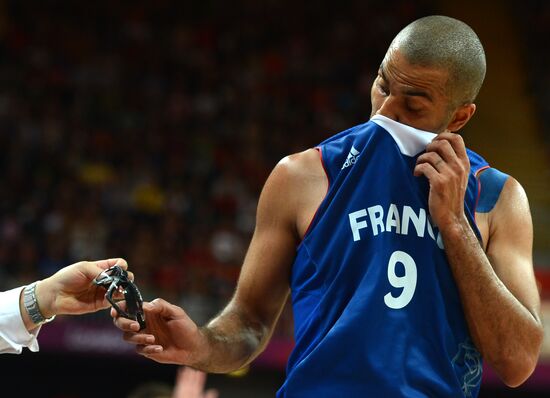 2012 Summer Olympics. Men's Basketball. US vs. France