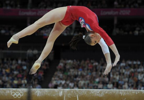 2012 Summer Olympics. Artistic gymnastics. Women