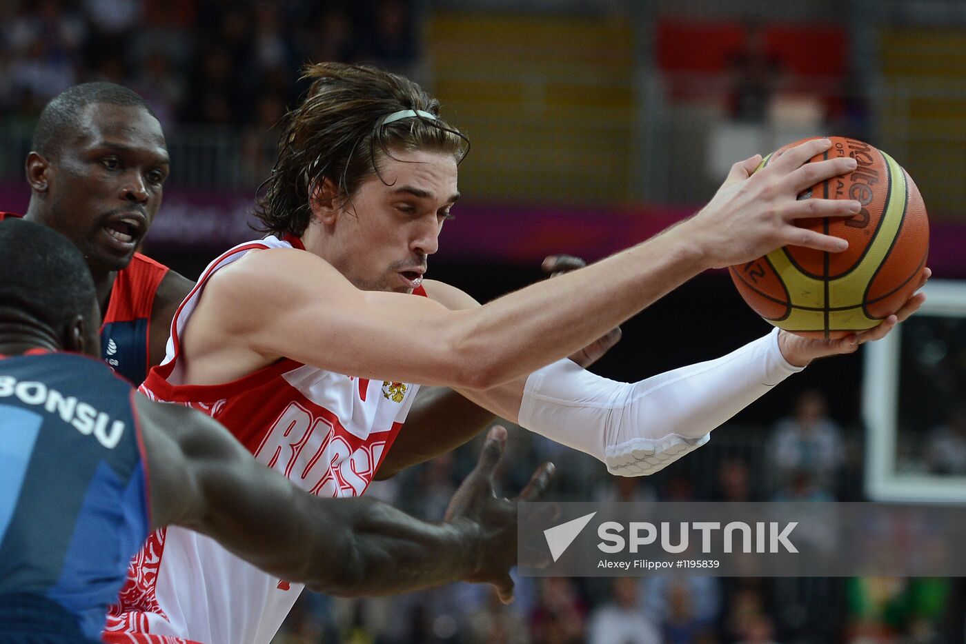 Olympics 2012 Men's Basketball. Match U.K. – Russia