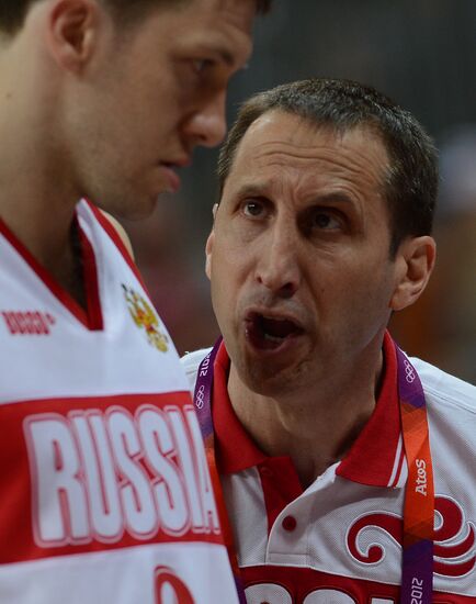 Olympics 2012 Men's Basketball. Match U.K. – Russia