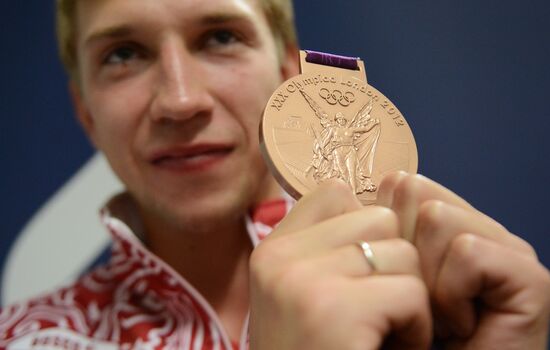 P/c by Olympic bronze medalists O. Zabelinskaya and N. Kovalev