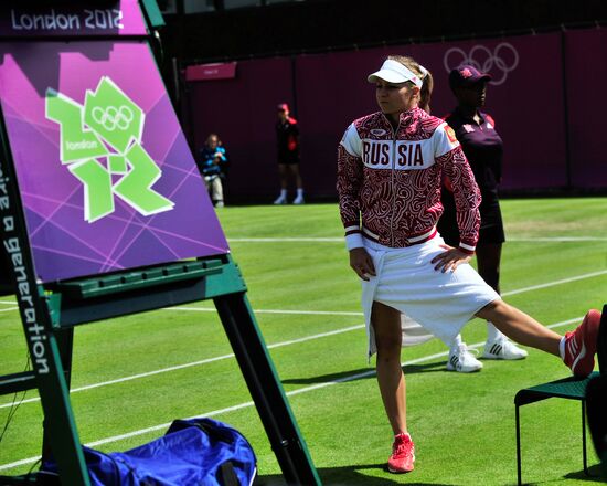 2012 Summer Olympics. Tennis. Day Three