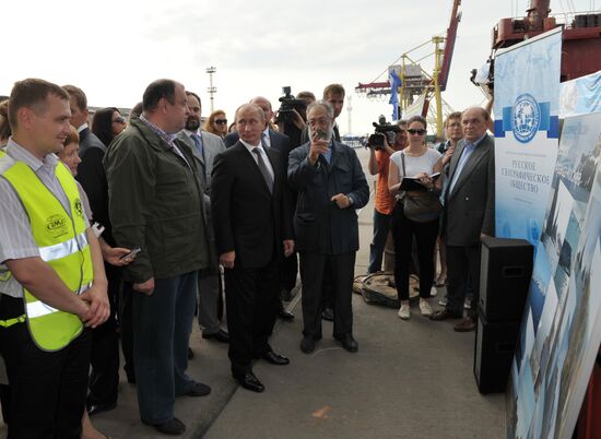 Vladimir Putin visits North-Western Federal District