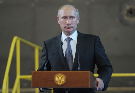 Vladimir Putin visits North-Western Federal District