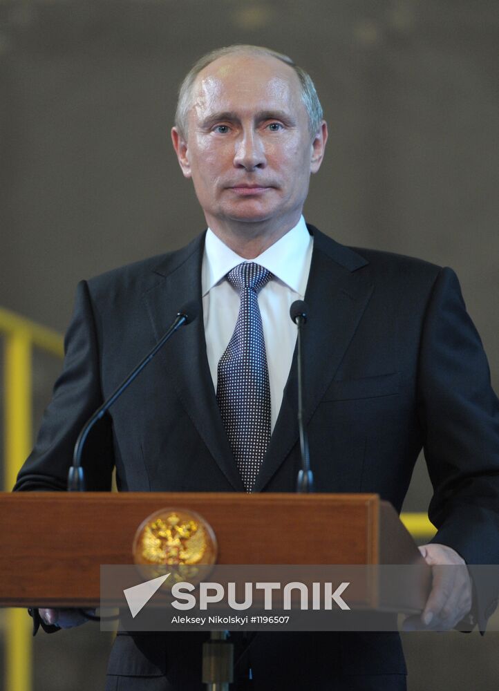 Vladimir Putin visits North-Western Federal District