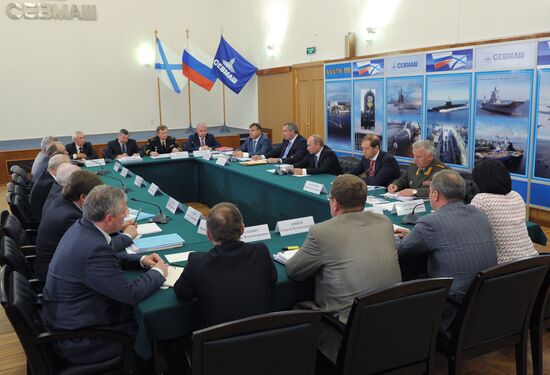 Vladimir Putin visits North-Western Federal District
