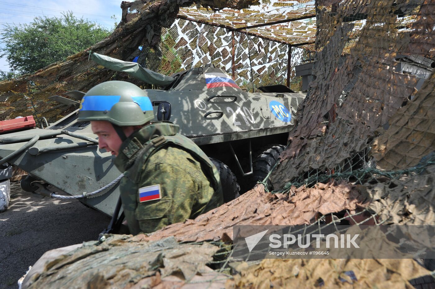 Russian peacekeepers' checkpoint at entrance to Bender