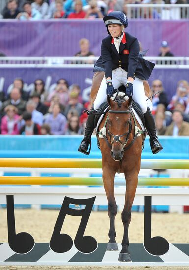 2012 Olympic Games. Equestrian. Team Eventing. Jumping