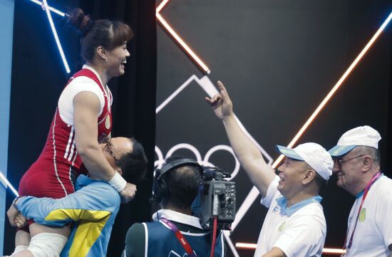 2012 Olympics. Weightlifting. Women's 63 kg