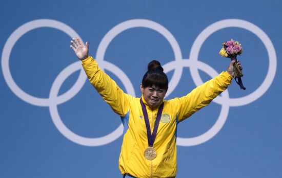 Olympics 2012 Women's Weightlifting. To 63 kg